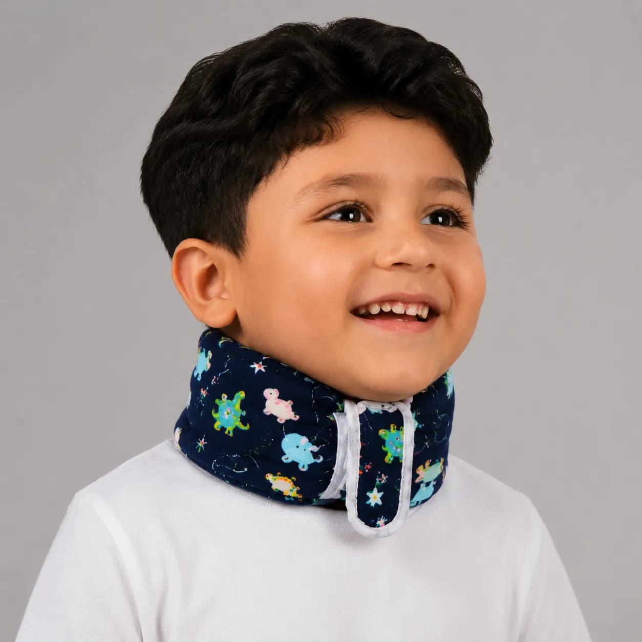 گردنبند نرم کودک B54
