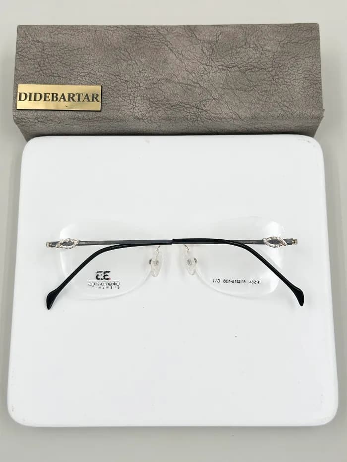 عینک طبی زنانه بیکیمبرگس کد IP534 — تصویر ۵