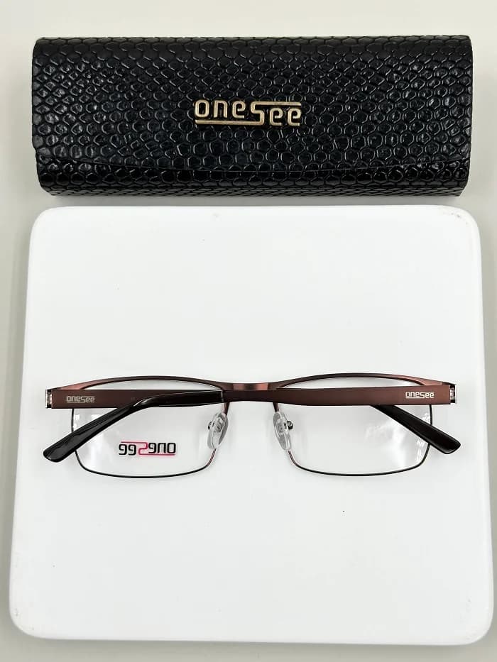 عینک طبی وانسی کد 8208 — تصویر ۶
