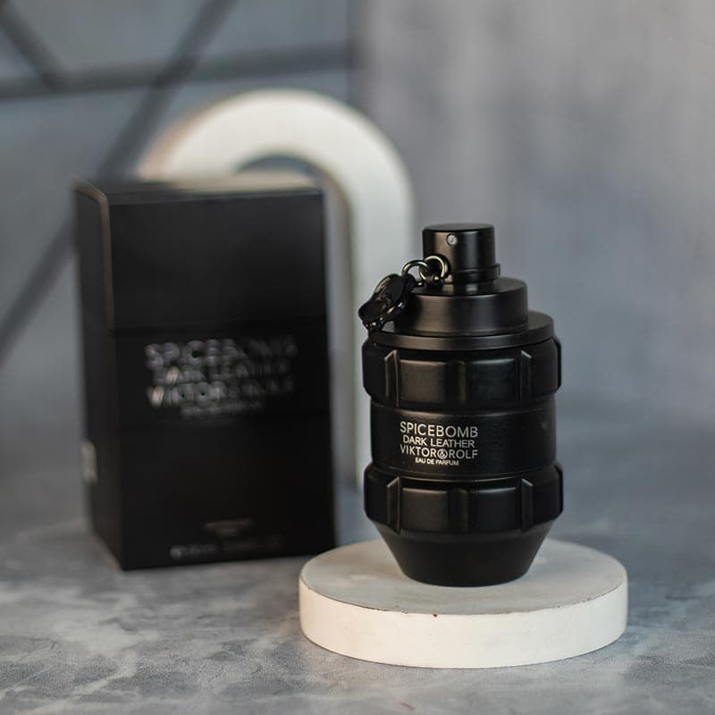 عطر ادکلن دارک لدر ویکتور اند رالف | Spicebomb Dark Leather Viktor and Rolf