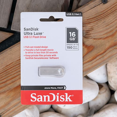 فلش Sandisk 16G