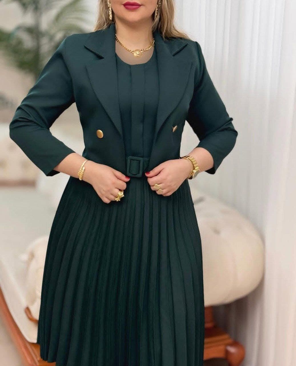 سارافون و کت همراه کمربند رسمی زنانه