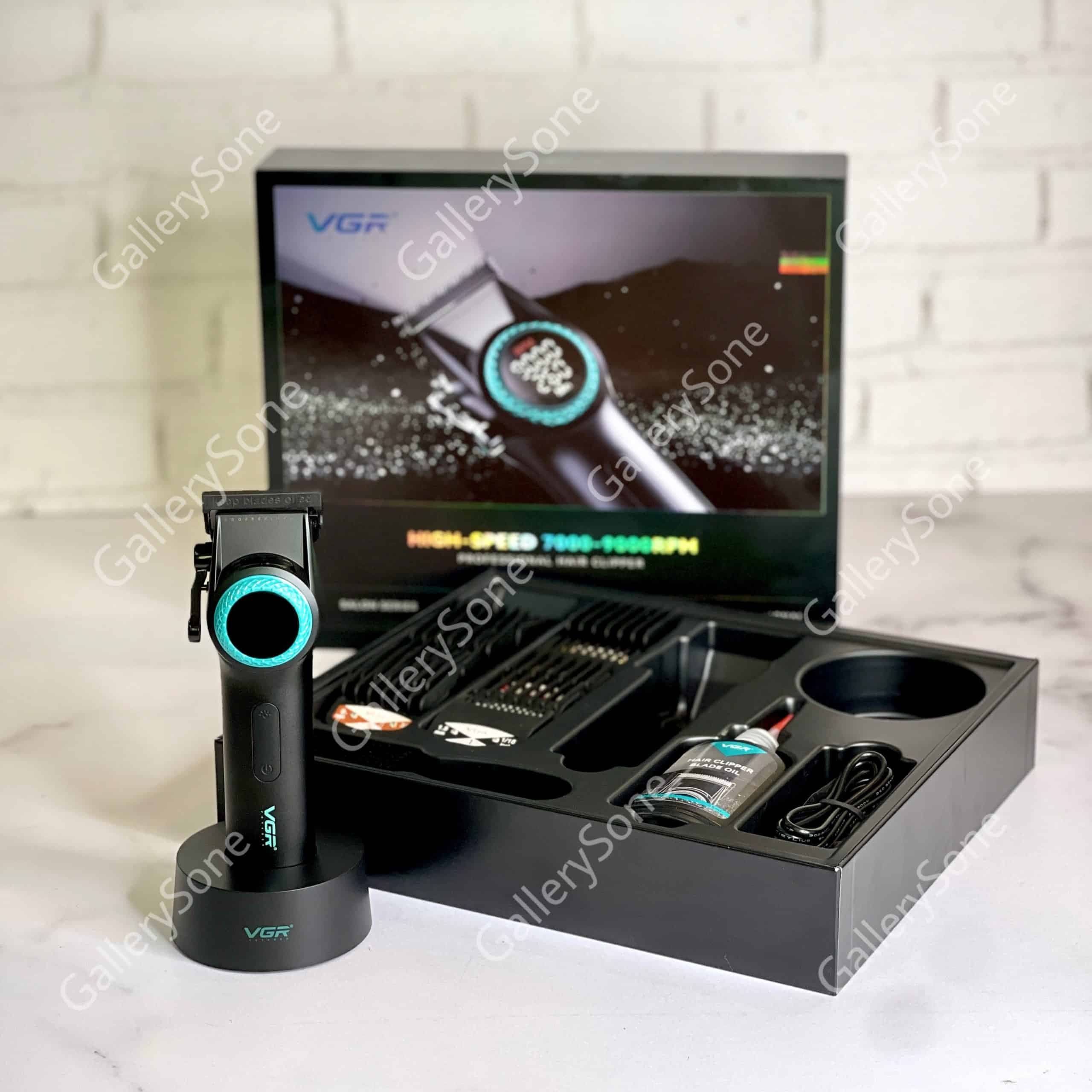 ست اصلاح آقایان VGR V-001 | ماشین اصلاح حرفه‌ای وی جی آر با باتری 4600 میلی‌آمپرساعت