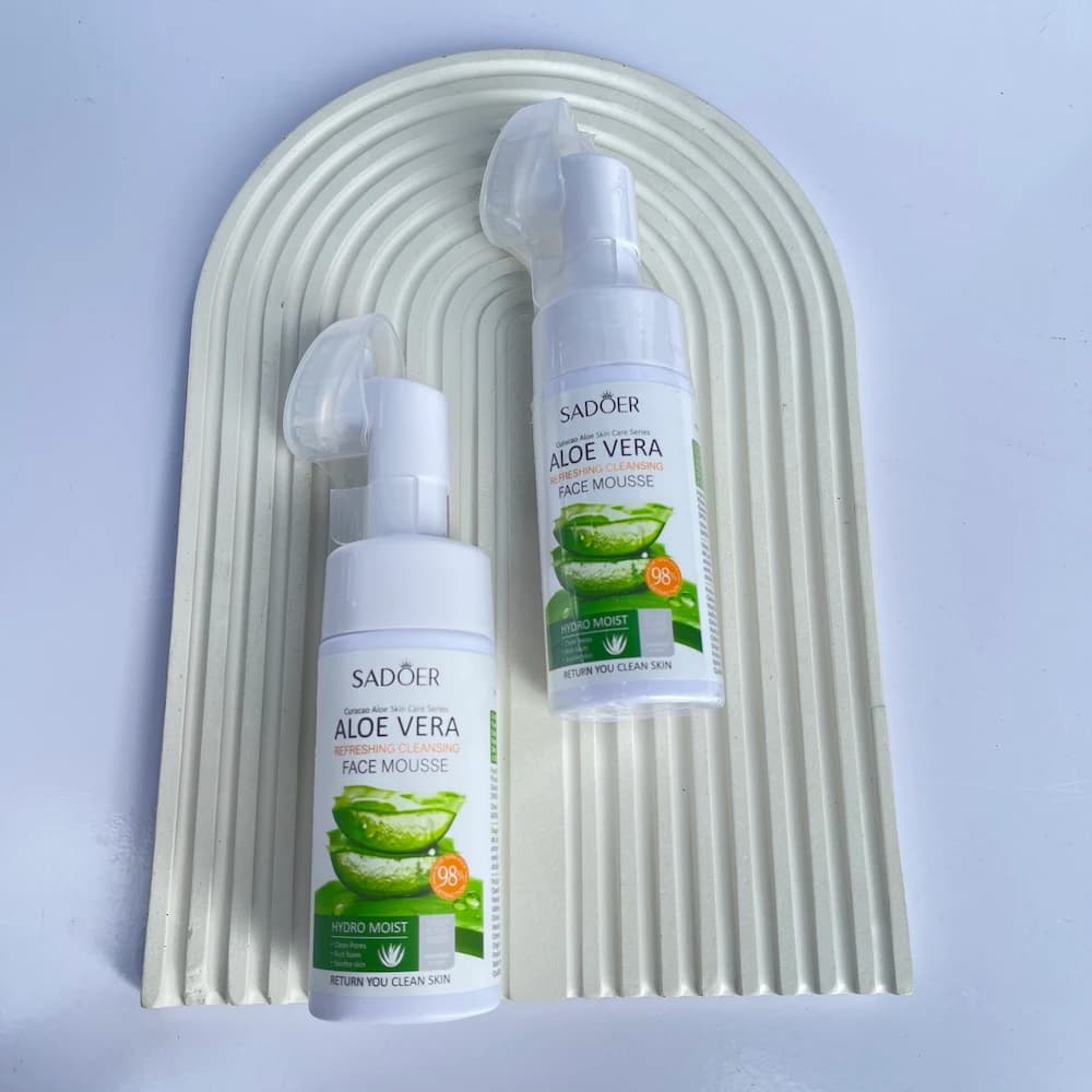 فوم شستشوی صورت براش دار الورا سادور 120 میل | Sador Aloe Vera Facial Cleansing Foam with Brush 120ml