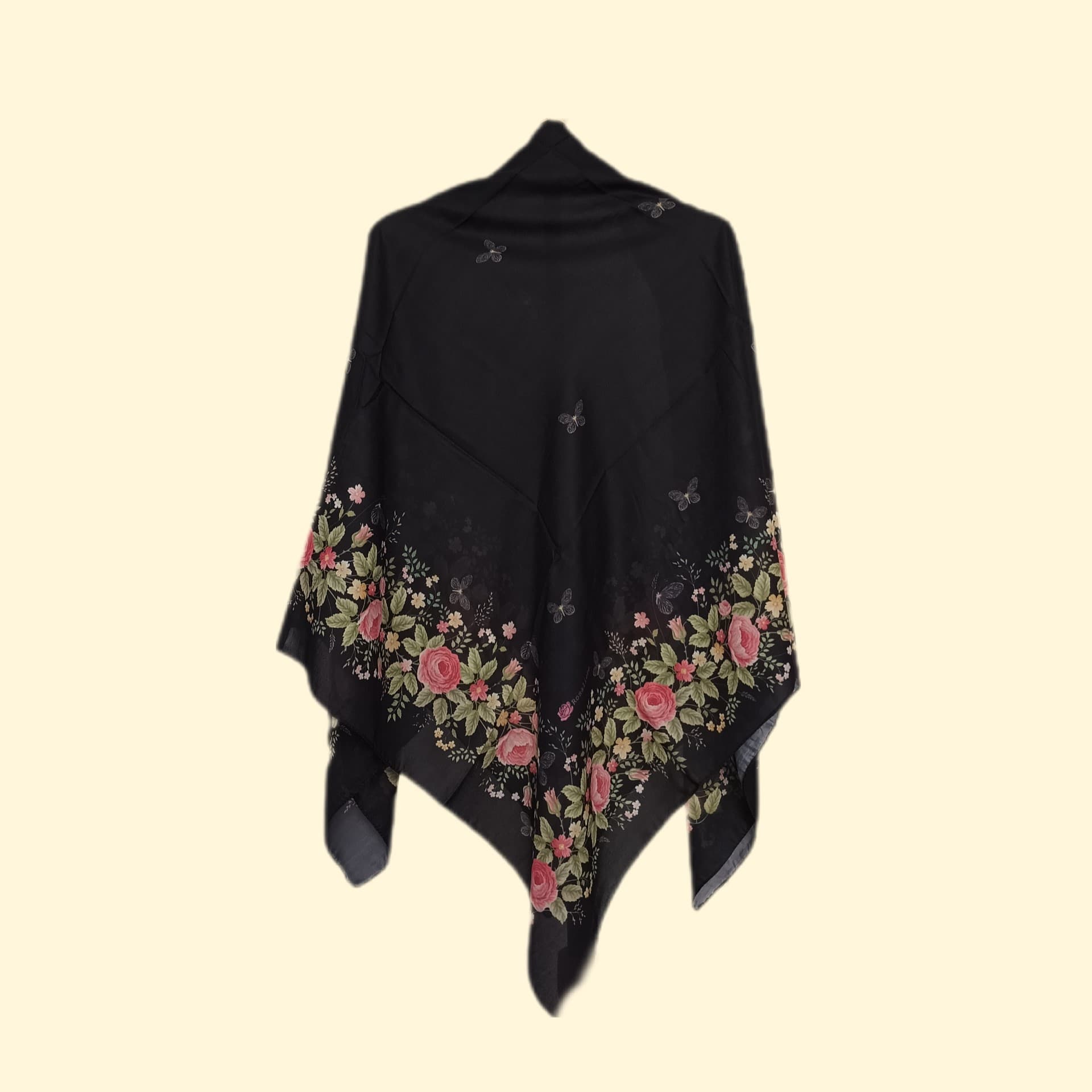 روسری نخی گلچهره