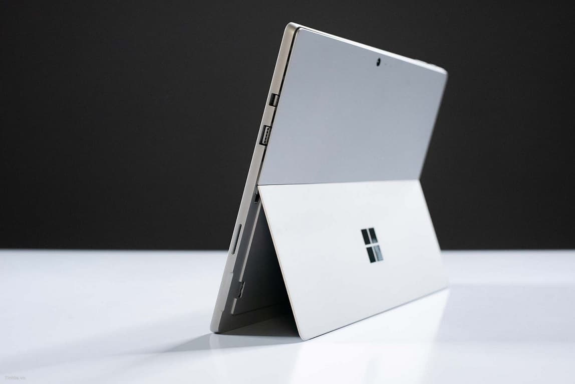 سرفیس پرو6 Core i5-8350U – RAM 8 — تصویر ۲