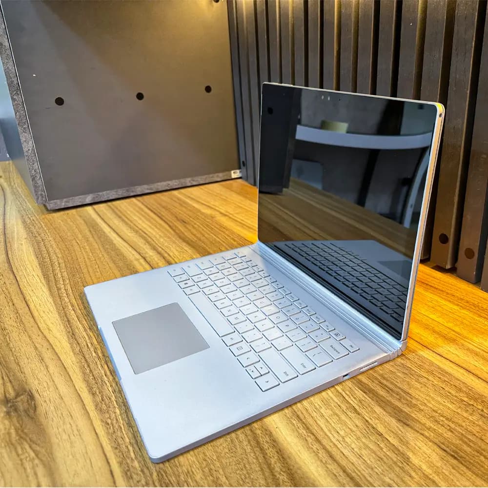 سرفیس بوک Surface Book 1 – Core i7 – 16GB – 512GB SSD – VGA 1GB NVIDIA — تصویر ۴