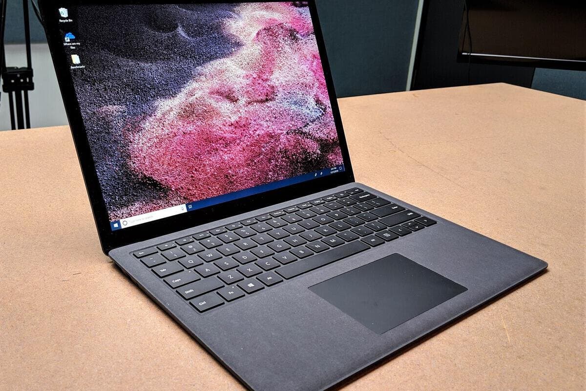 سرفیس لپ تاپ 2 رم 16 گیگابایت i7-8650U حافظه 512SSD — تصویر ۲