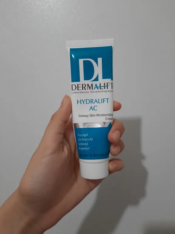 کرم مرطوب‌کننده درمالیفت مدل Hydralift AC Cream حجم 50 میلی‌لیتر — تصویر ۵