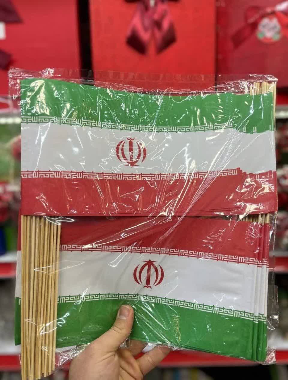 پرچم کاغذی ایران بسته بندی ۵۰عددی(قبل ازسفارش موجودی بگیرید)