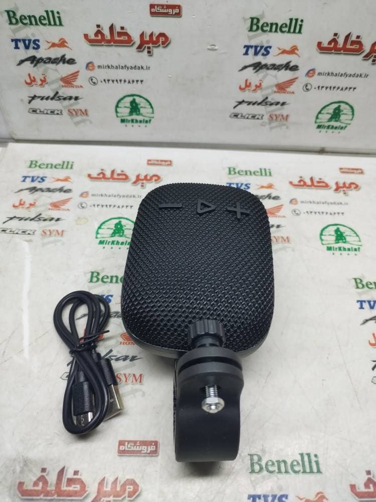 اسپیکر روی فرمان انواع موتور سیکلت مربعی درجه 1