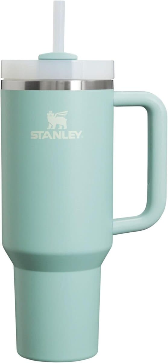 ماگ استنلی کوئنچر Stanley QuencherH2.0 FlowState Tumbler– ظرفیت ۱۱۸۰ میلی‌لیتر، عایق دوجداره و مناسب برای نوشیدنی‌های گرم و سرد رنگ سبز