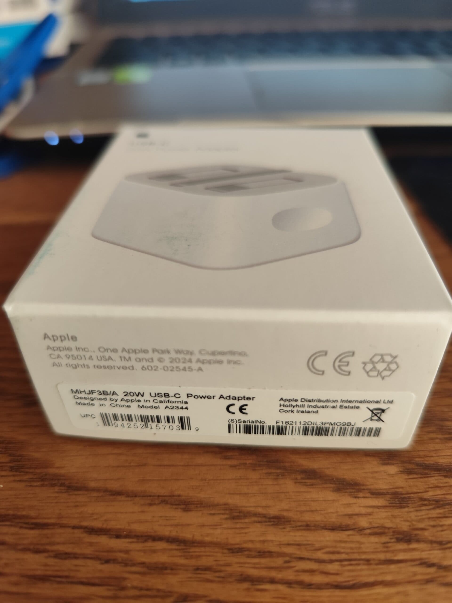 آداپتور 20 وات اپلی usb-c 20W Power Adapter — تصویر ۳