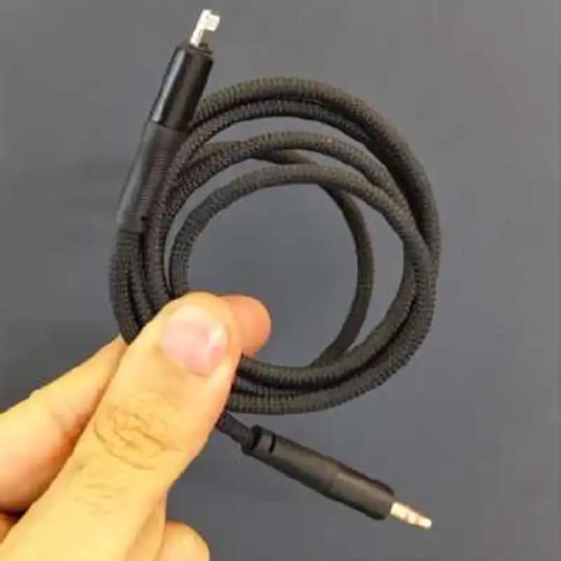 کابل تبدیل لایتنینگ به AUX آیفون | دارای تراشه DAC — تصویر ۳