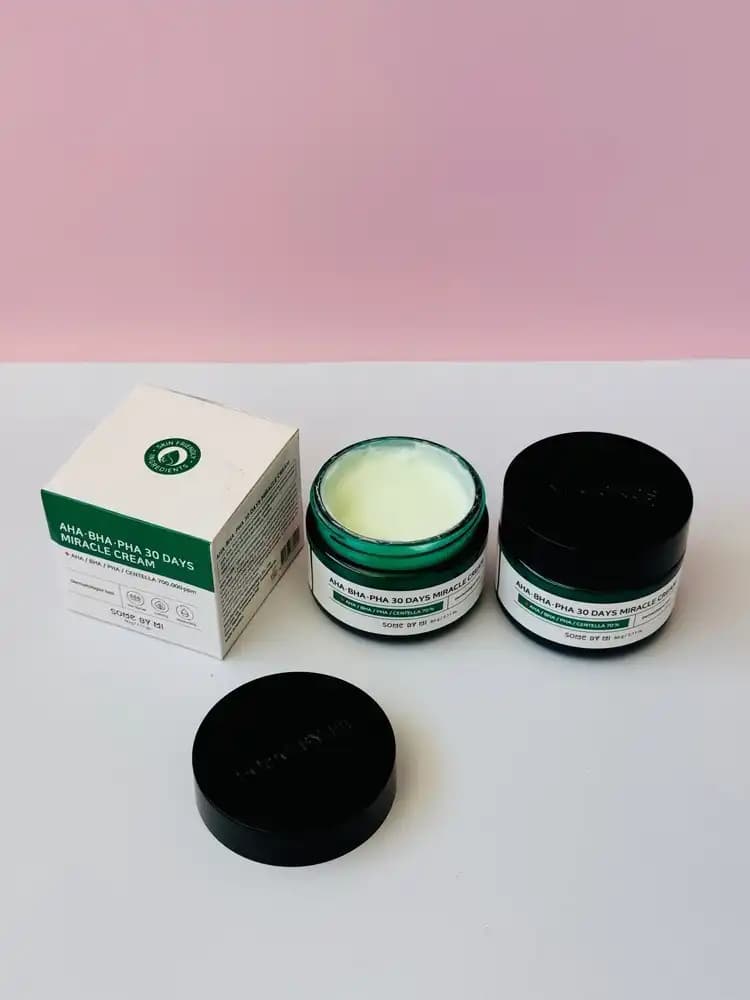 کرم ضدجوش ۳۰ روزه سام بای می | Some By Mi Miracle Cream