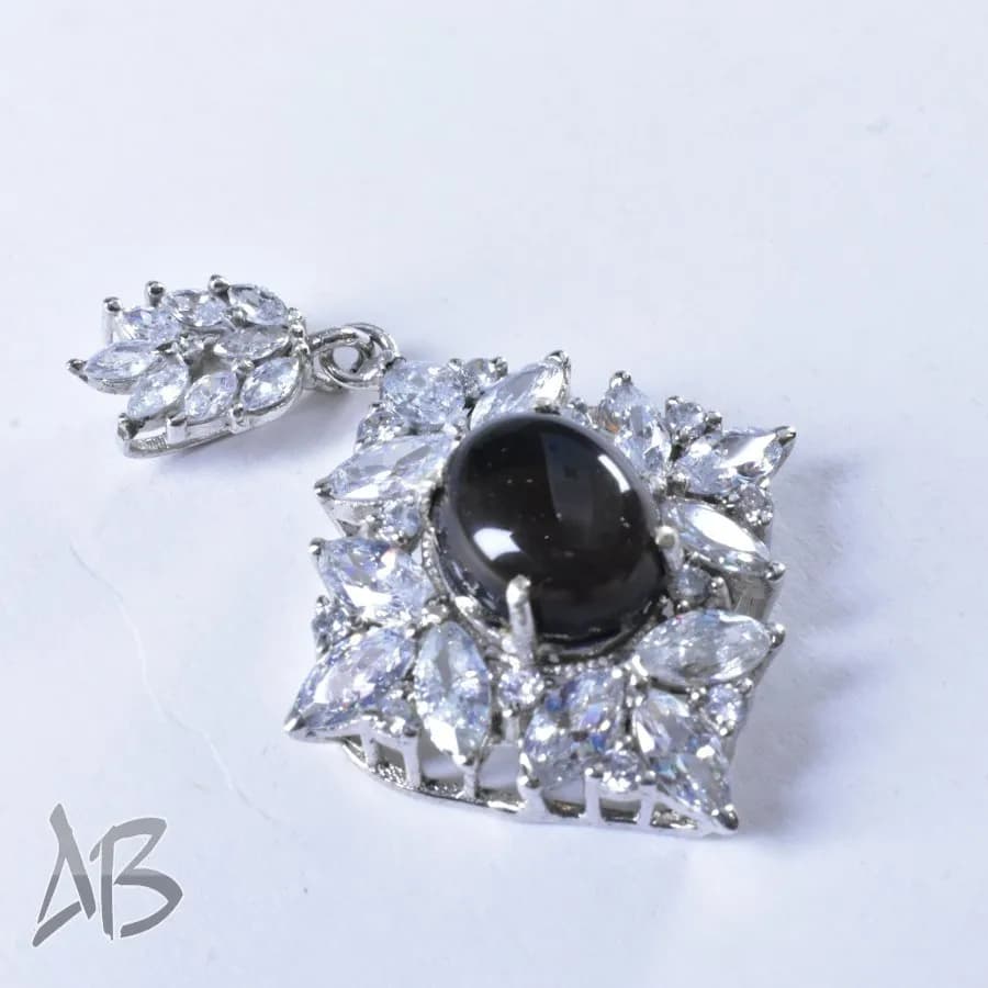 گردنبند نقره اصل (مدالی) نگین اسموکی کوارتز (دودی) درشت و زیبا آقابزرگ کد Med87 — تصویر ۷