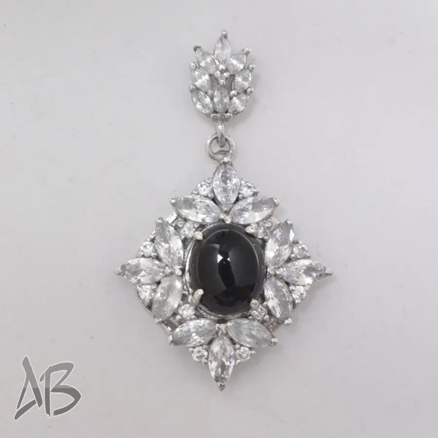 گردنبند نقره اصل (مدالی) نگین اسموکی کوارتز (دودی) درشت و زیبا آقابزرگ کد Med87 — تصویر ۵