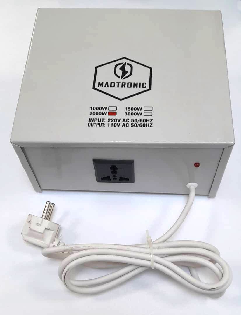ترانس تبدیل 220 به 110 مدترونیک مدل 2000w مدترونیک (سیم پیچ مس )
