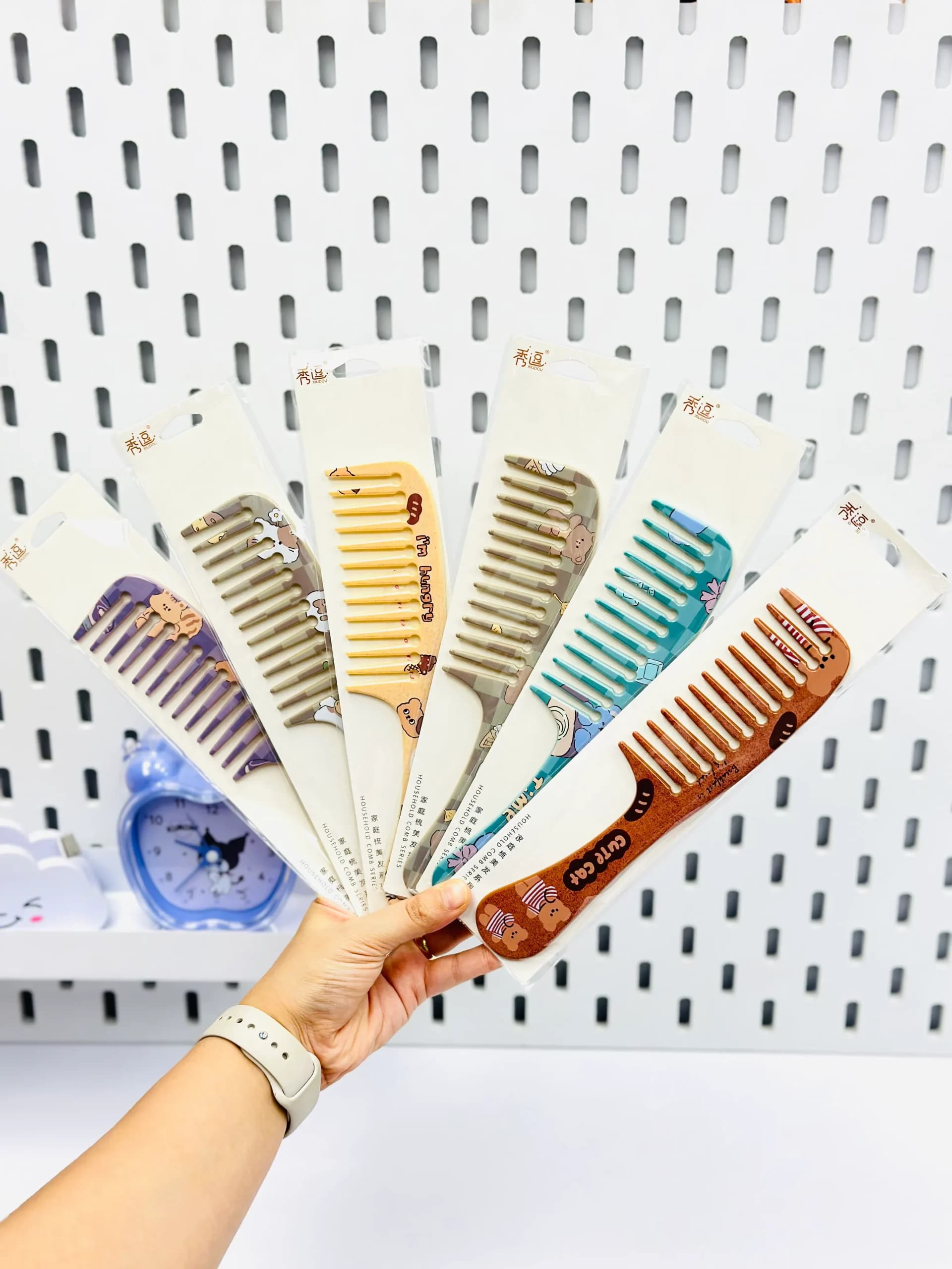 شانه فانتزی دندانه متوسط کد 615