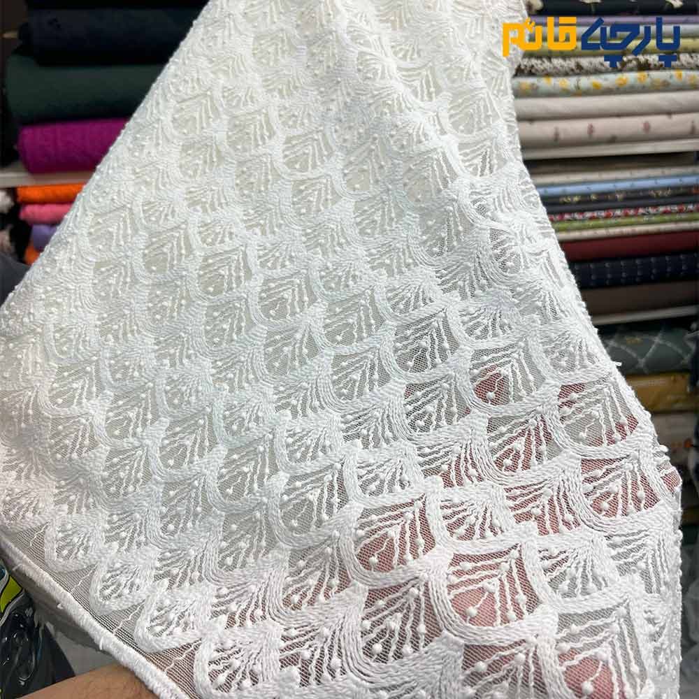 پارچه مجلسی تور کتان طرح داماس رنگ سفید عرض۱۴۵ کد5848