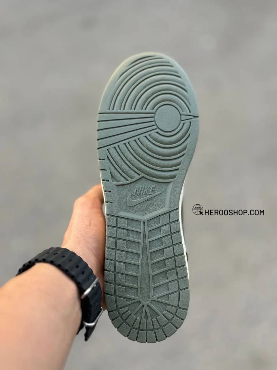 کتونی نایک ترویس اسکات / مشکی نایک سبز — تصویر ۶