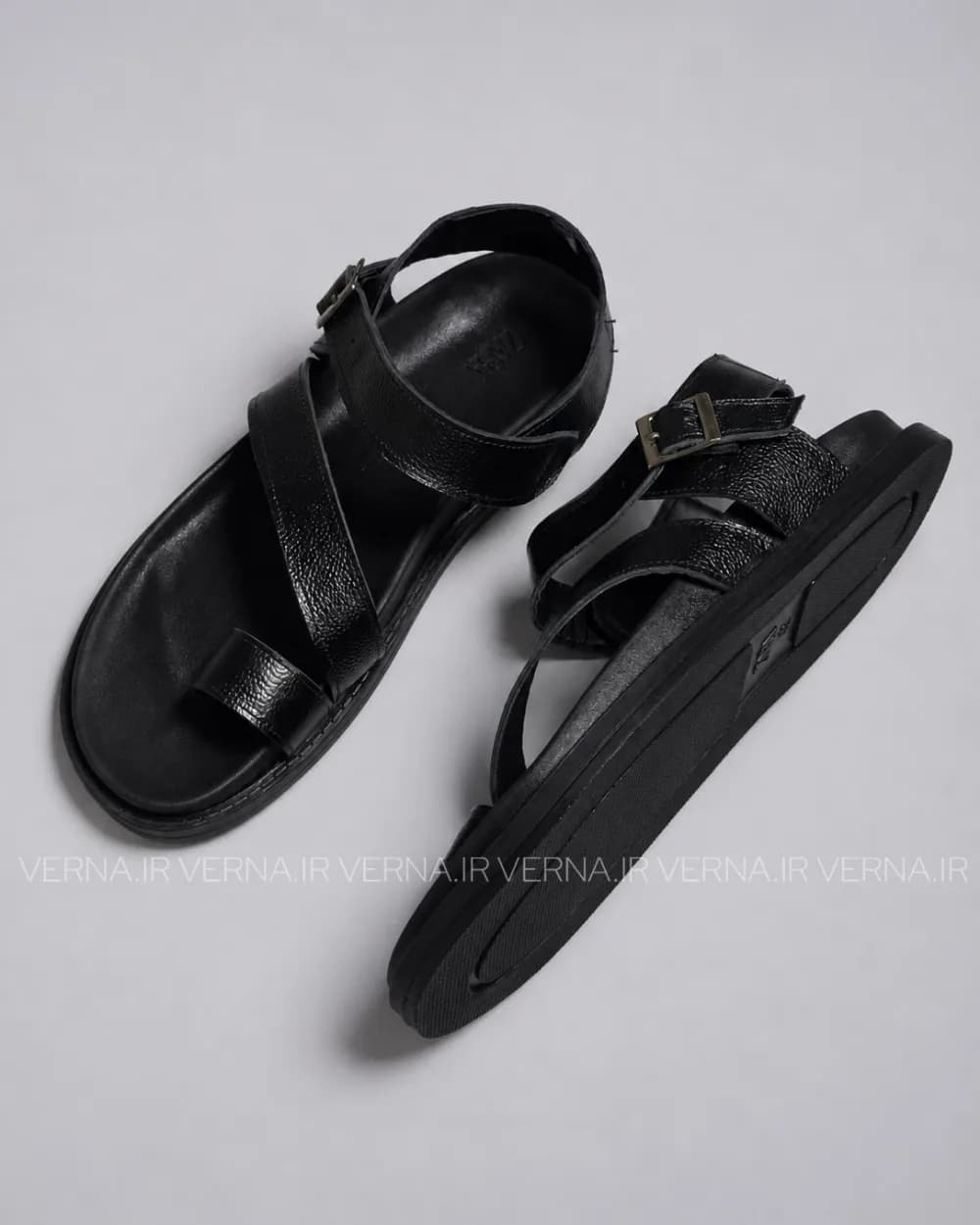 صندلی چرم مردانه انگشتی سگکدار پشت بند ZARA — تصویر ۳
