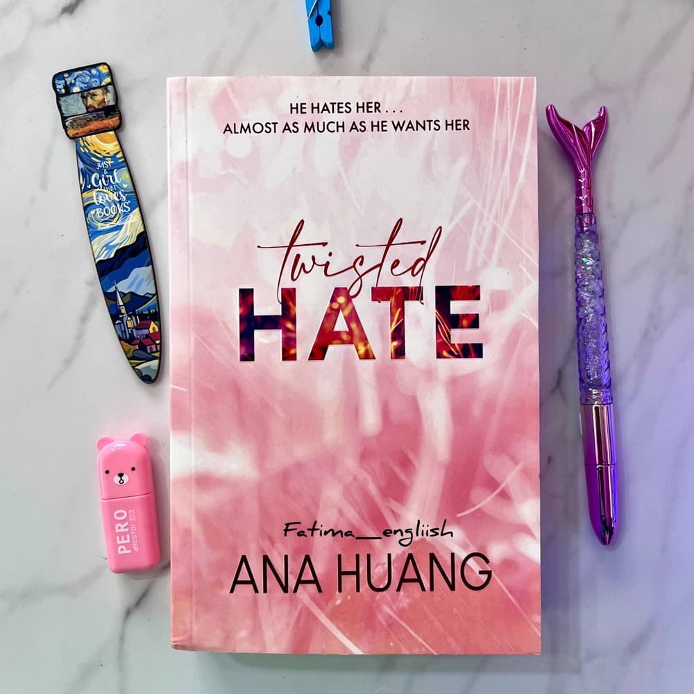 مجموعه 4 جلدی کتاب های Twisted- love-hate-games-lies