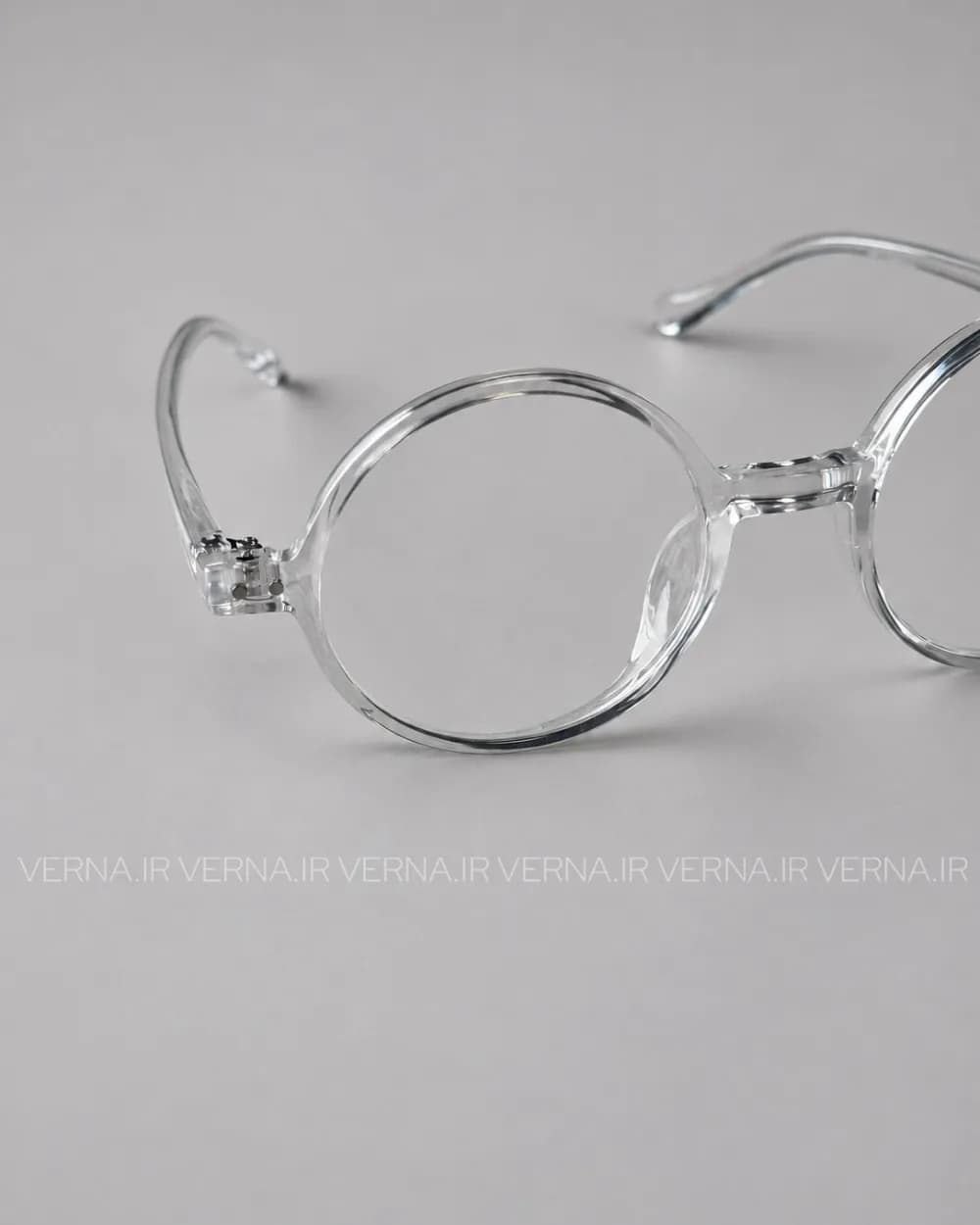 عینک شیشه ای مردانه — تصویر ۴