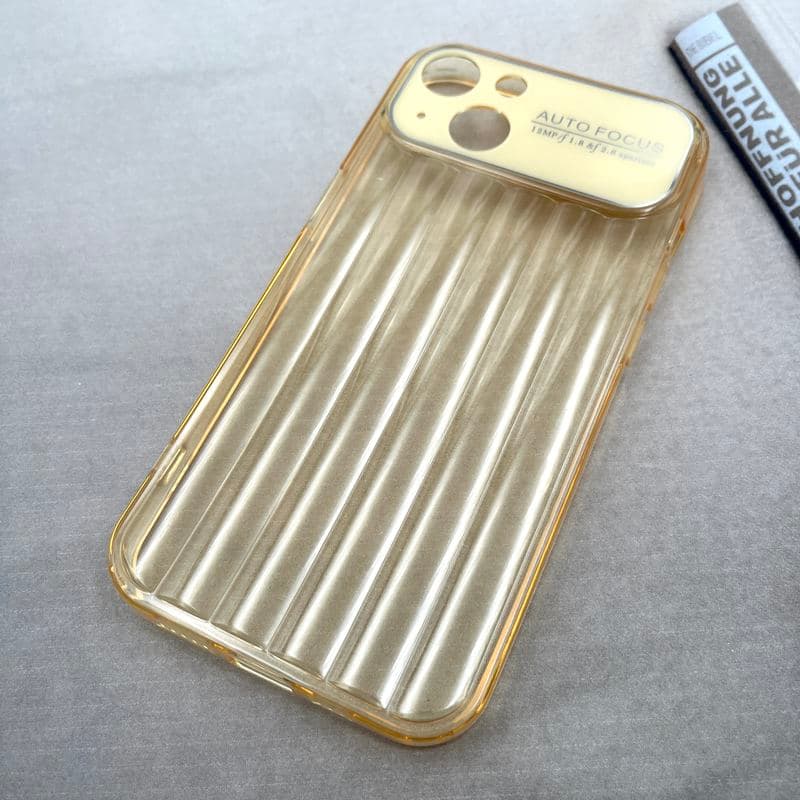 قاب گوشی iPhone 13 آیفون Crystal Square سیلیکونی شفاف ضد ضربه کرکره ای محافظ لنز دار طلایی کد 184829 — تصویر ۲