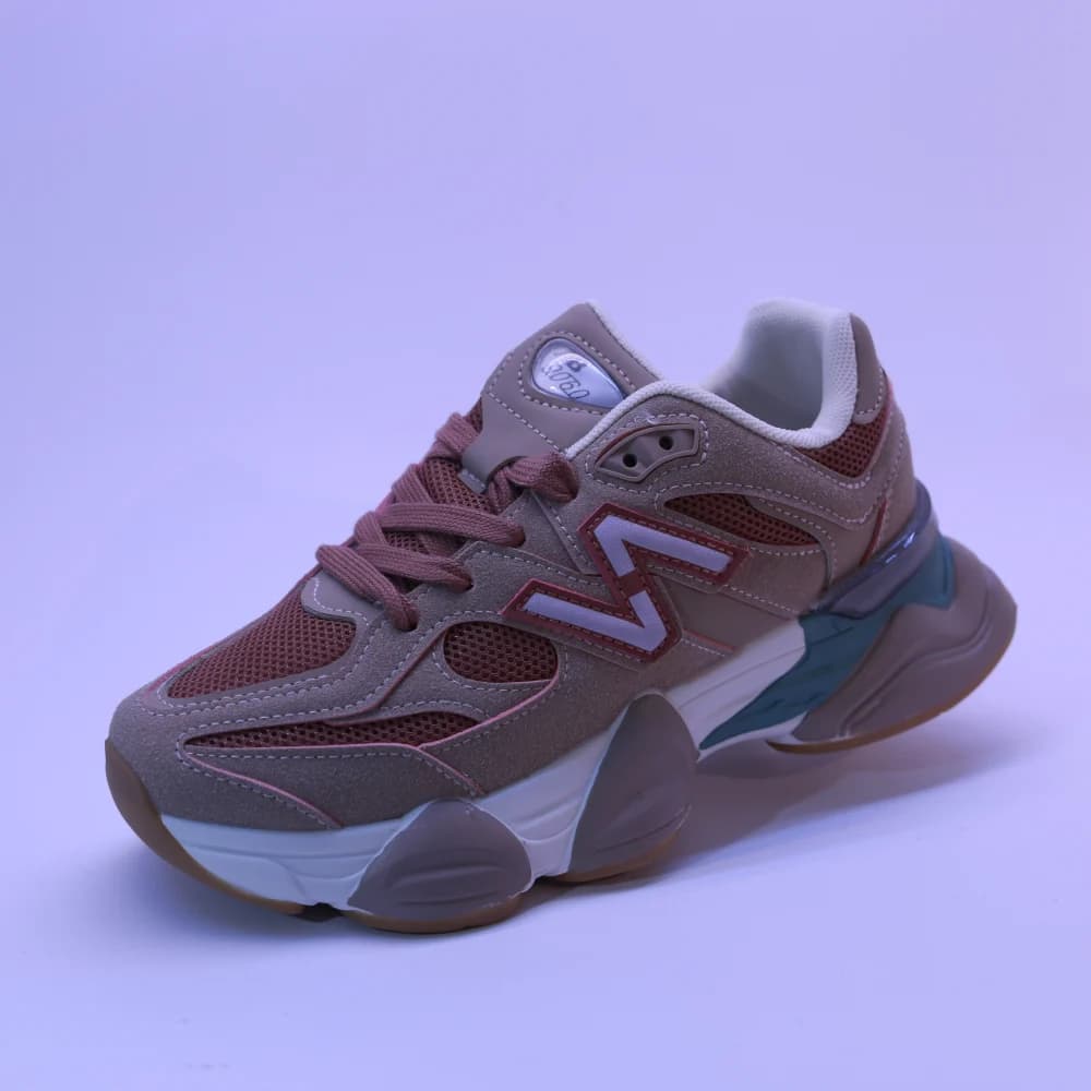 کتونی زنانه نیوبالانس 9060 صورتی | New Balance 9060 Pink — تصویر ۵