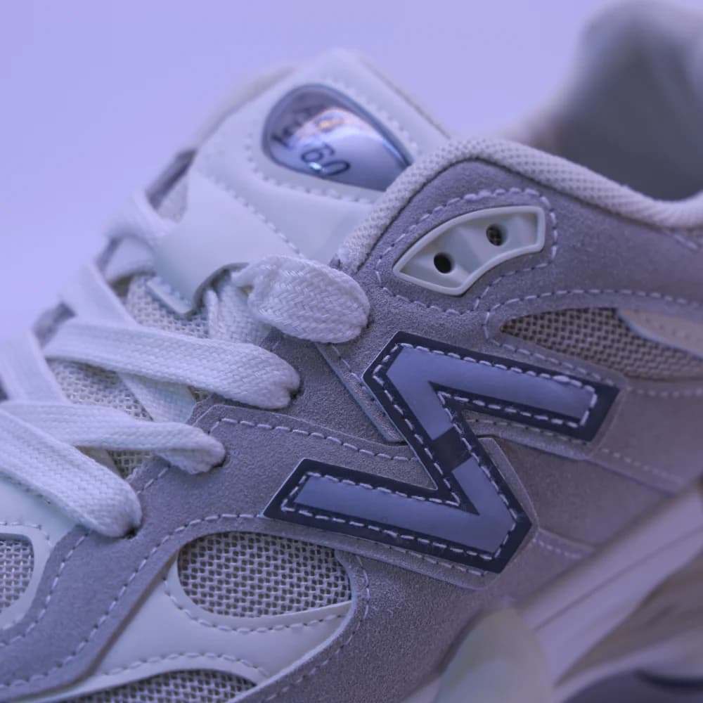 کتونی زنانه نیوبالانس 9060 طوسی سفید | New Balance 9060 — تصویر ۵