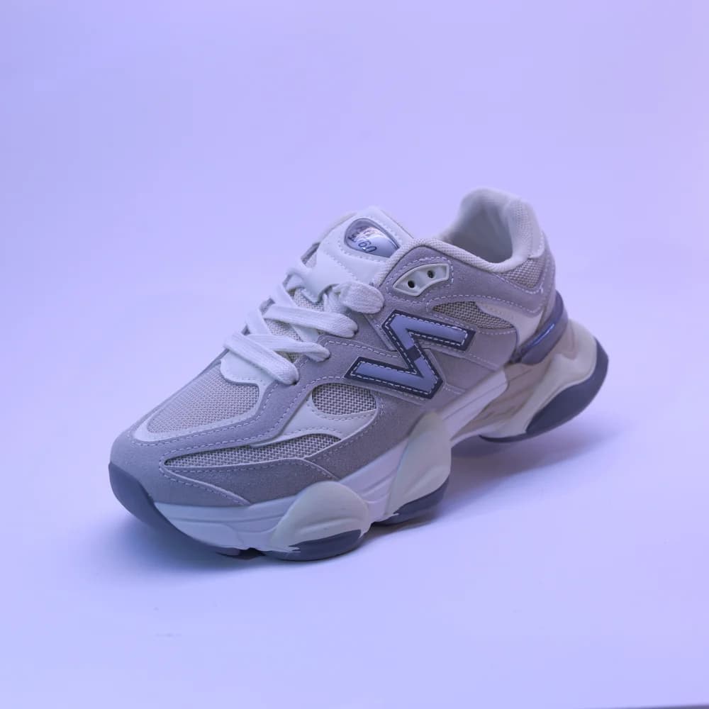 کتونی زنانه نیوبالانس 9060 طوسی سفید | New Balance 9060 — تصویر ۴