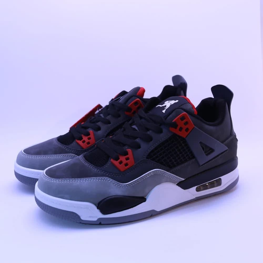 کتونی زنانه جردن ۴ برد ری‌ایمجین | Nike Air Jordan 4 Bred Reimagined — تصویر ۲