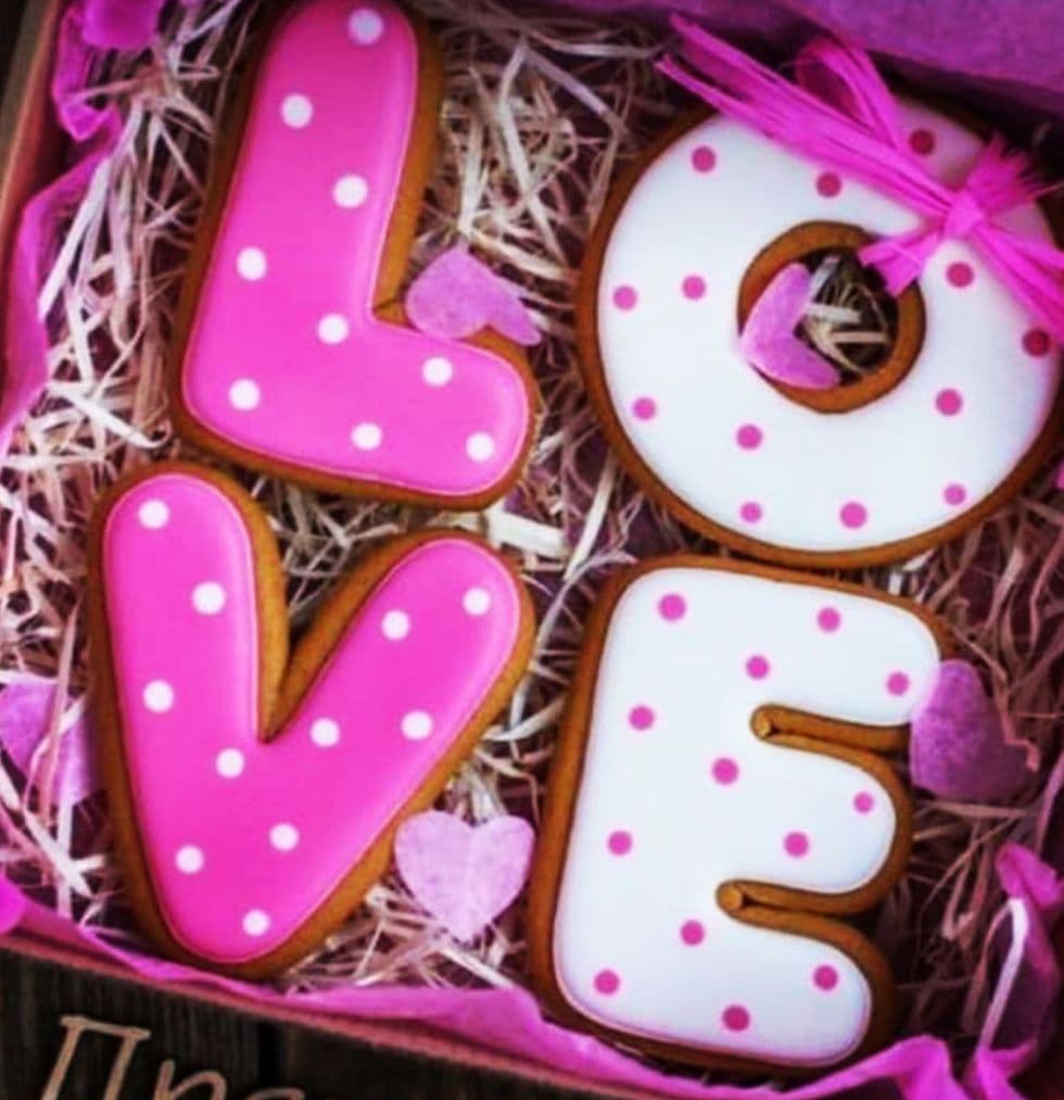 پک کاتر کوکی حروف LOVE