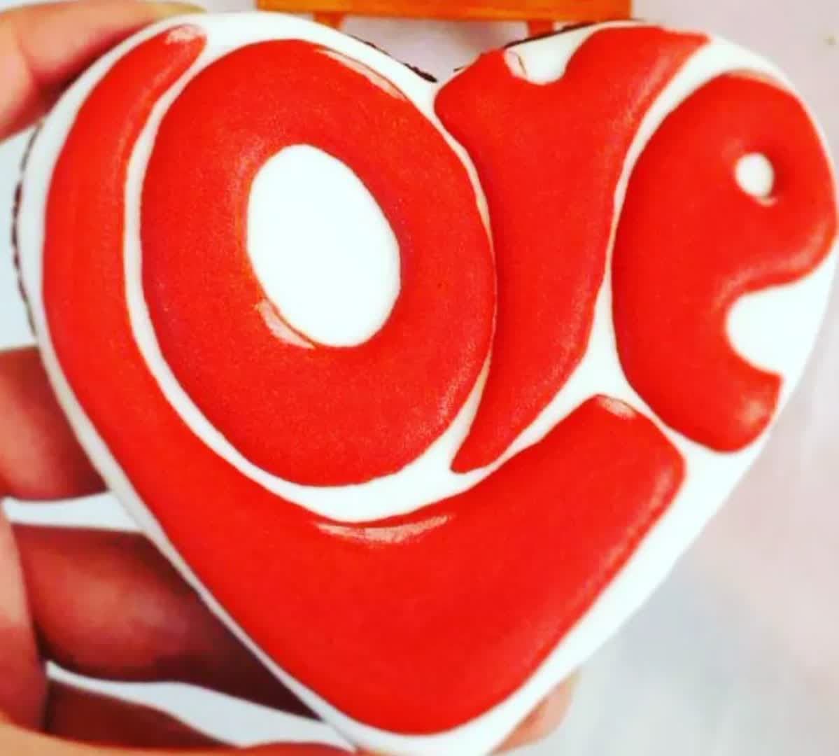مهر و کاتر کوکی طرح قلب و love