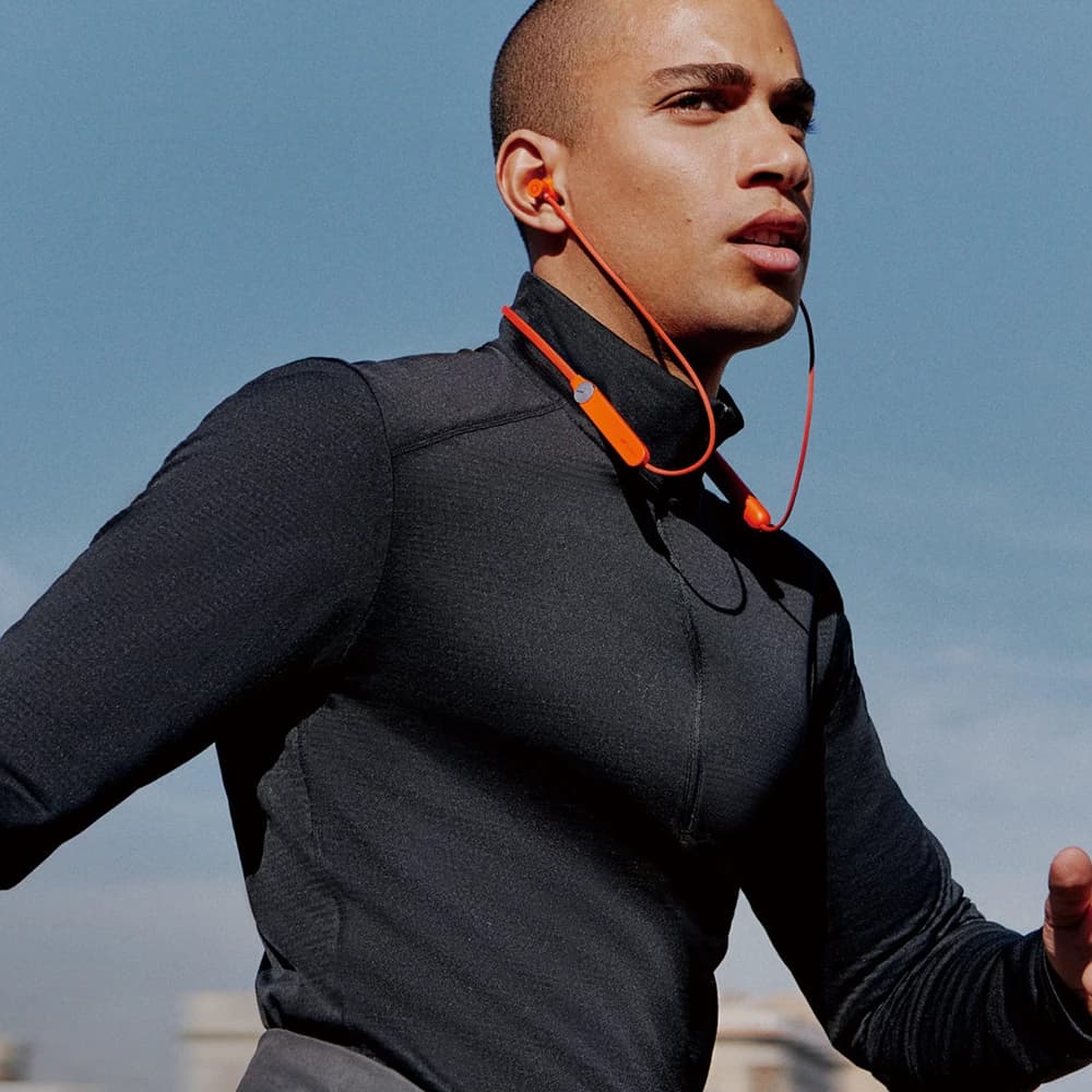 هندزفری گردنی ناتینگ پرو CMF Neckband Pro — تصویر ۴