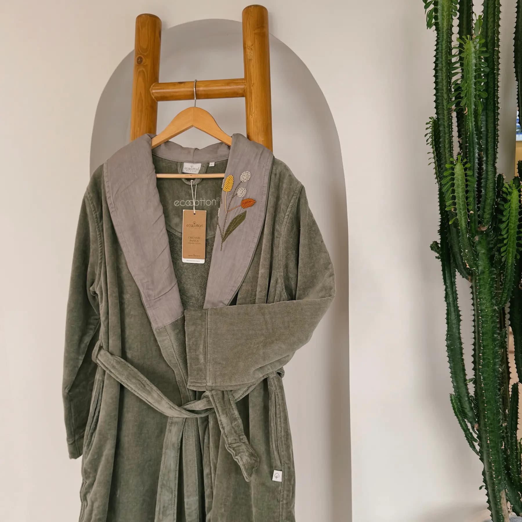 ست حوله تن پوش 4 تکه زنانه برند ecocotton مدل Farah — تصویر ۳