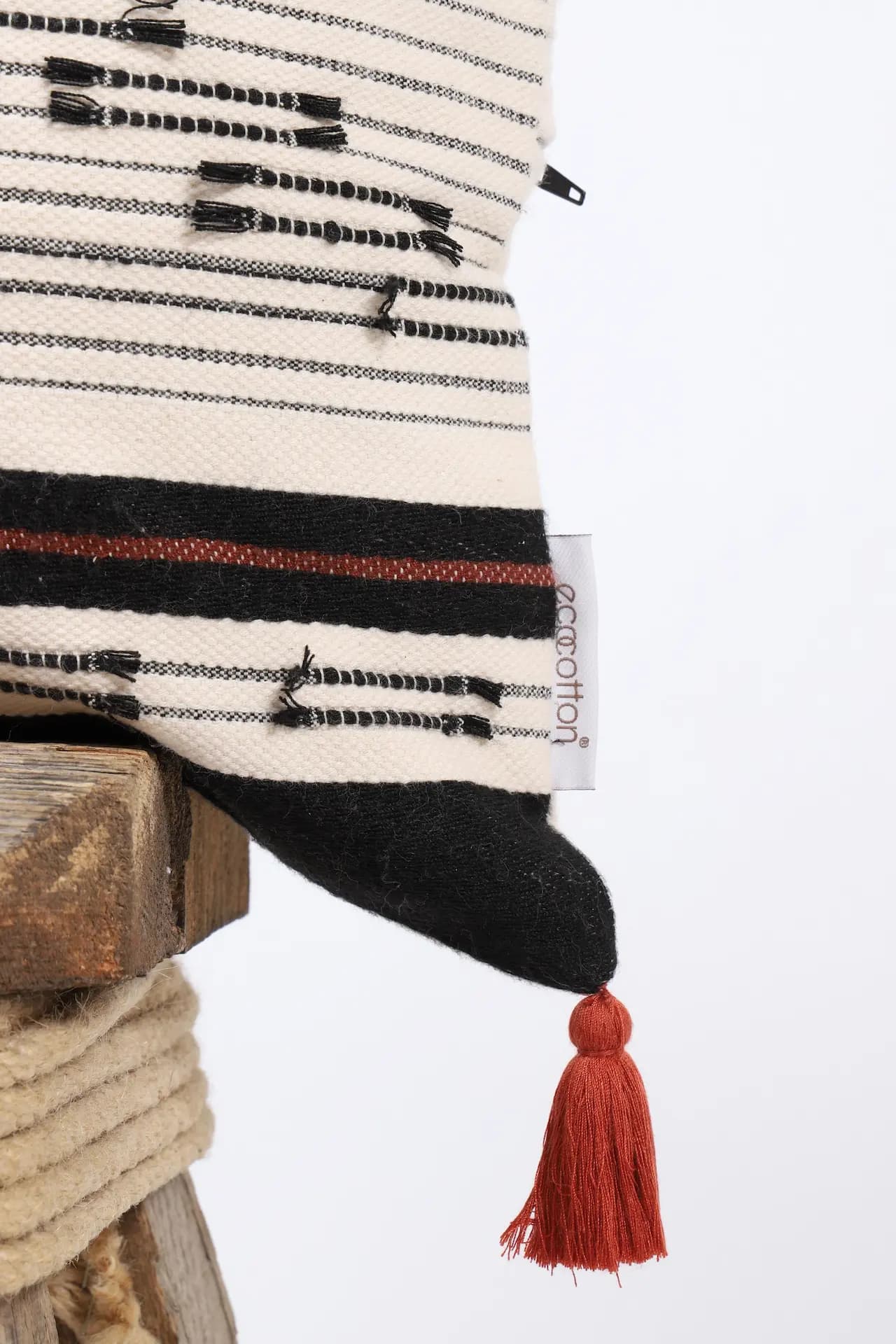 کوسن مدل Lita برند ecocotton — تصویر ۳