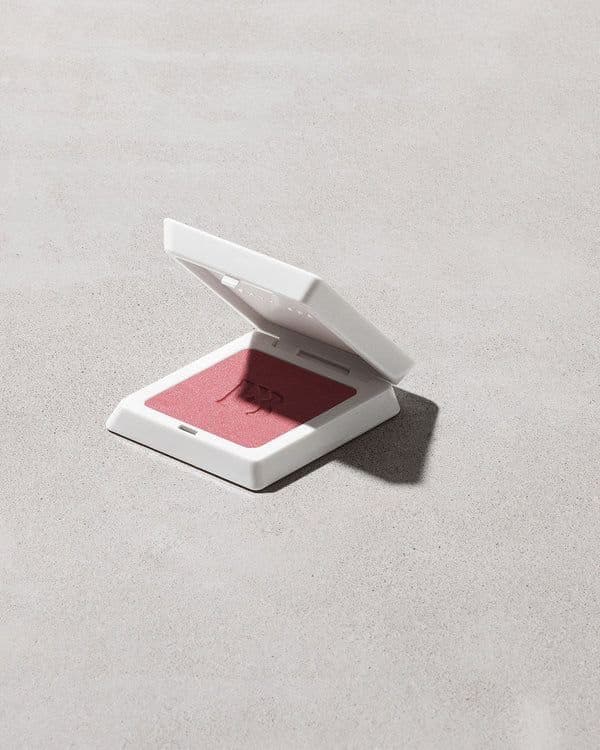 رژگونه فنتی بیوتی Fenty Beauty by Rihanna Fenty Cheeks Suede Waterproof Powder Blush — تصویر ۹