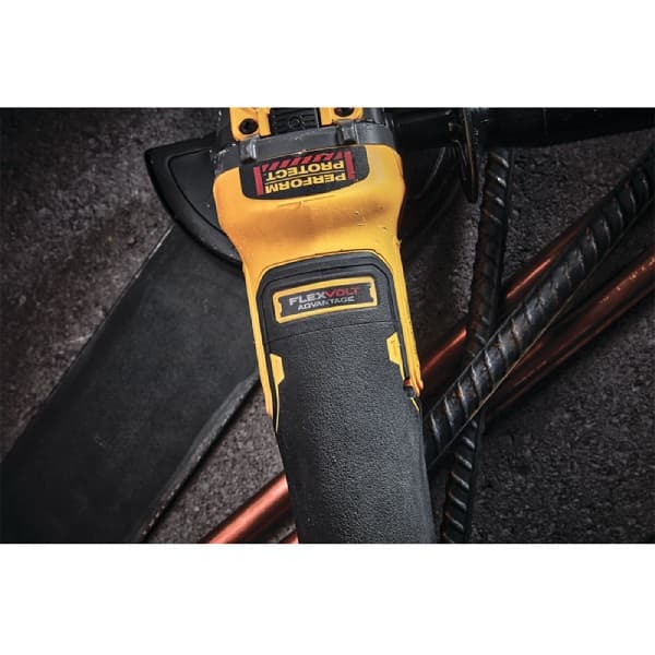 مینی فرز شارژی دیوالت مدل DCG409T1 — تصویر ۸