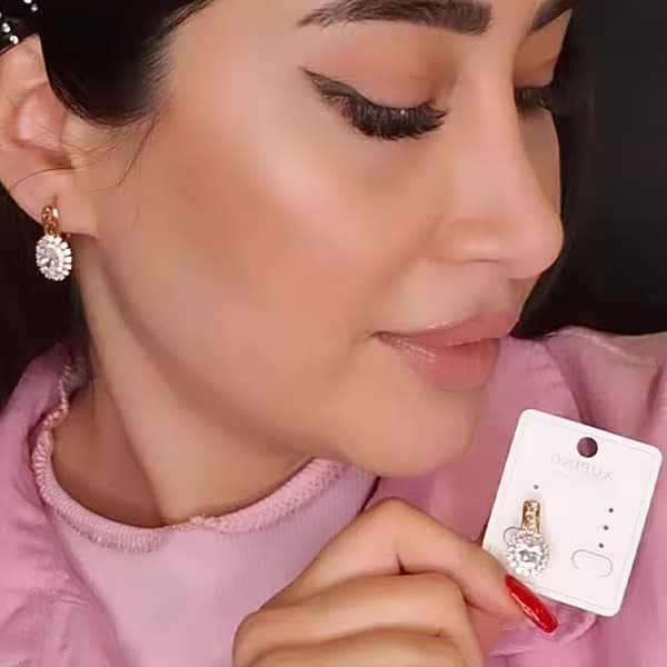 گوشواره فول نگین رنگ طلایی ژوپینگ