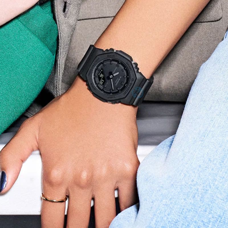 ساعت مچی زنانه کاسیو G-SHOCK مدل GMA-P2100BB-1ADR — تصویر ۴