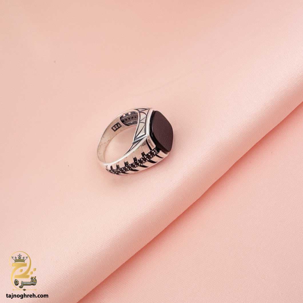 انگشتر نقره مردانه اسپرت نگین مشکی مدل RSM K69 — تصویر ۵