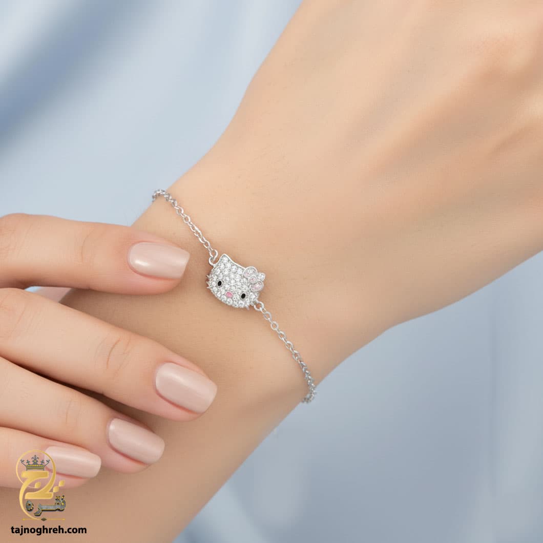 دستبند نقره دخترانه ظریف طرح گربه مدل DSW D46 — تصویر ۳
