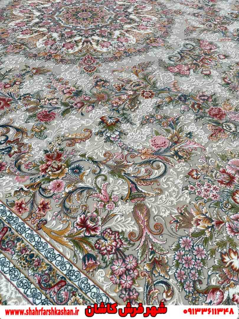 فرش 1200 شانه افشان کاشان طرح ماه نشان نقره ای — تصویر ۳