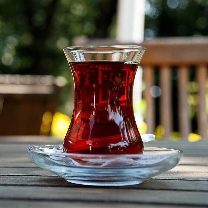استکان کمرباریک مدل آیدا پاشاباغچه