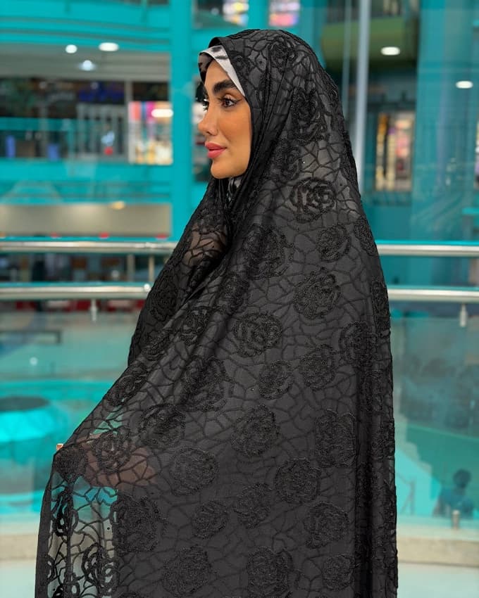چادر دوخت سنتی ایرانی مخمل گیپور گل برجسته 9