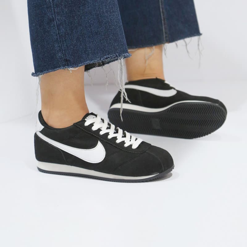 کفش و کتانی زنانه و دخترانه مدل نایک NIKE رنگ مشکی کد 41251 — تصویر ۲