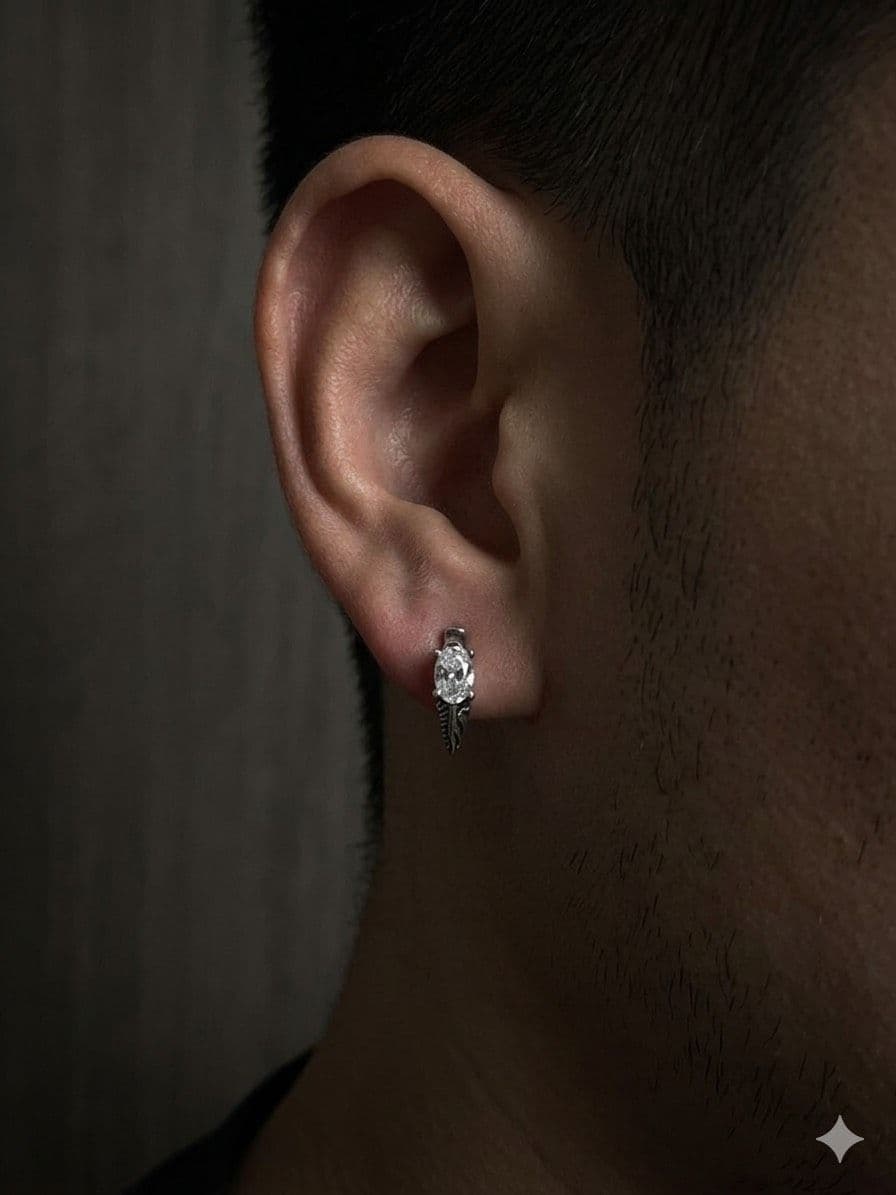 پیرسینگ گوش مردانه مدل حلقه ای طرح تک نگین از جنس استیل — تصویر ۲
