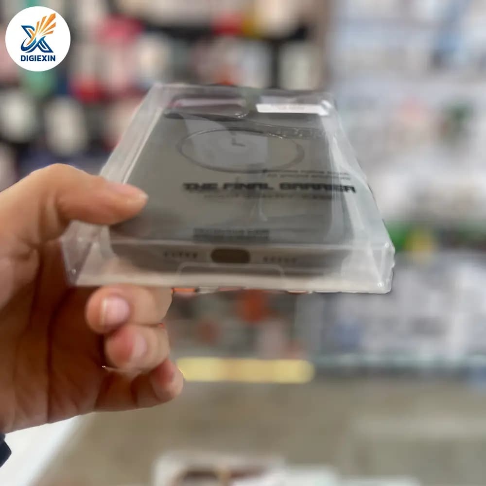 کاور چرمی یونیک کیس مناسب برای 13 پرومکس — تصویر ۴